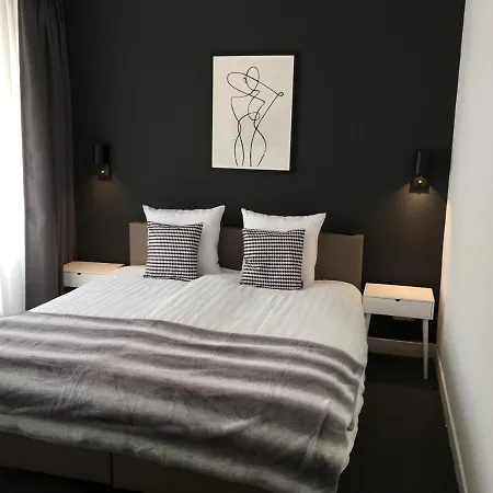 Hotel Van Dyk 3*